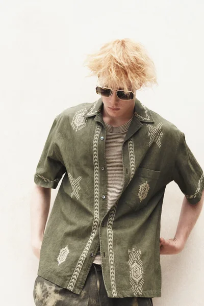 Look 18